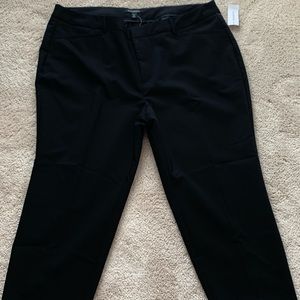 NWT Dressbarn Black ankle dress pants - 18W